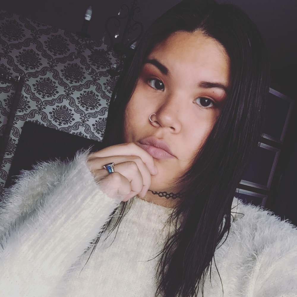 Meet your Posher, Andrea